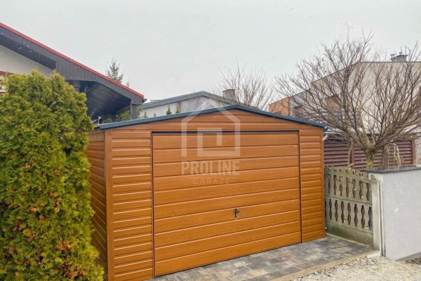 Ogłoszenie - Garaż blaszany 4x4m - Brama uchylna  -  jasny orzech - drewnopodobny - dach dwuspadowy - rynna PLG196. Zdjęcie 2
