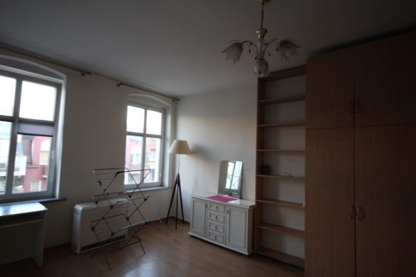 Ogłoszenie - 1pok, 30met, okolice Krakowskiej (Wrocław). Zdjęcie 1