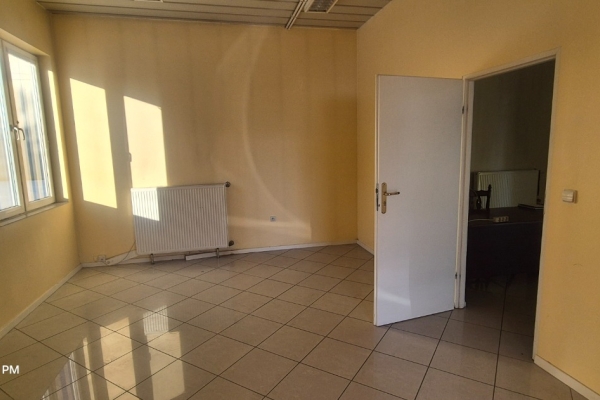 Ogłoszenie - Hala magazynowa z biurami bezpośrednio. Zdjęcie 6