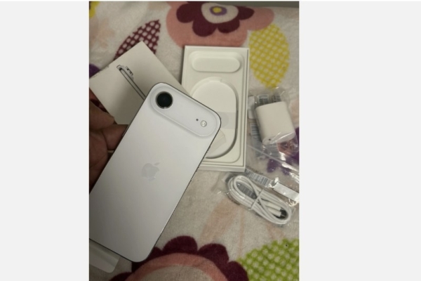 Ogłoszenie - Used/New Apple iPhone 17 Pro Max,iPhone 17 Air,iPhone 16Pro Max Original. Zdjęcie 2