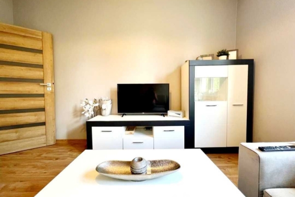 Ogłoszenie - 2pok, 40 met, Okolice Wilczej 2 MIEJSCA PARKINGOWE (Wrocław). Zdjęcie 2