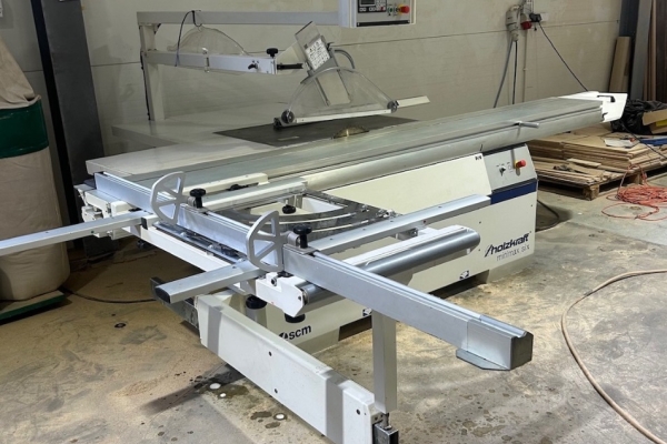Ogłoszenie - Piła formatowa SCM Si X, sterowanie PLC. Zdjęcie 5
