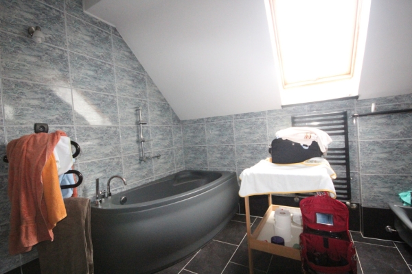 Ogłoszenie - 5pok, 240met, okolice Dębowej BALKON/OGRÓD/2009 (Mędłów). Zdjęcie 6