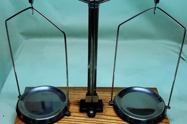 Ogłoszenie - Polecam Okazałą Starą Wagę Szalkową. Zdjęcie 2