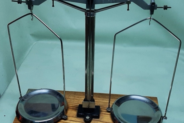 Ogłoszenie - Polecam Okazałą Starą Wagę Szalkową. Zdjęcie 4