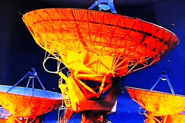 Ogłoszenie - Polecam Koncert Album CD DIRE STRAITS- On The Night Cd. Zdjęcie 1