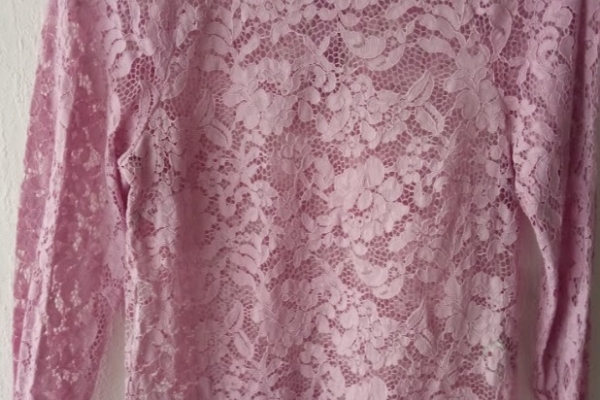 Ogłoszenie - Koronkowa bluzka w kolorze liliowym marki Amisu. Zdjęcie 1