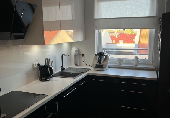 Ogłoszenie - 2pok, 48met, Okolice Buforowej BALKON/GARAŻ/2014 (Wrocław). Zdjęcie 3