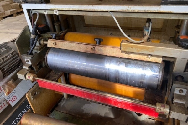 Ogłoszenie - Kompletna linia do olejowania/ lakierowania TRIVEC. Zdjęcie 2