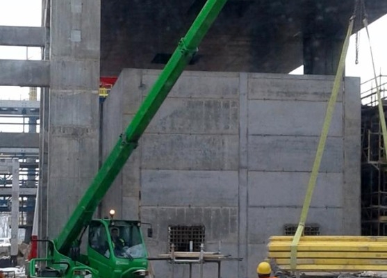 Ogłoszenie - Wynajem ładowarek teleskopowych - ładowarki teleskopowe Merlo Manitou Dieci. Zdjęcie 3