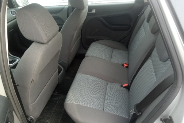 Ogłoszenie - Ford Focus Kombi 1.6 TDCi 109KM 2006 rok Włocławek. Zdjęcie 8