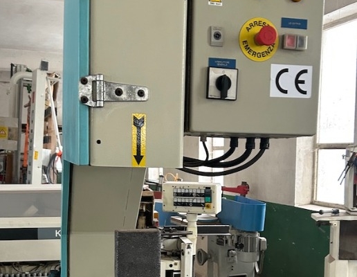 Ogłoszenie - Szlifierka pionowa O.M.A do elementów krzywoliniowych (krzeseł itp.). Zdjęcie 4