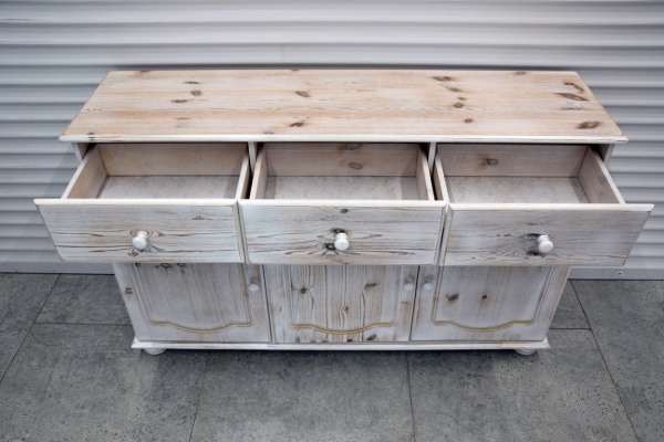 Ogłoszenie - komoda z drewna sosnowego - jak nowa. Zdjęcie 3