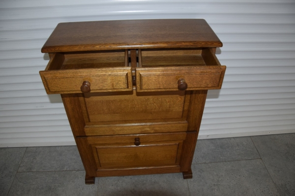 Ogłoszenie - szafka na buty z drewna dębowego - jak nowa. Zdjęcie 3