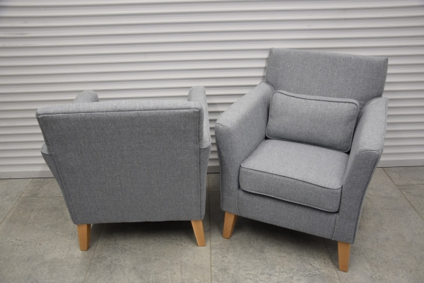 Ogłoszenie - fotele i pufa - komplet jak nowy. Zdjęcie 3