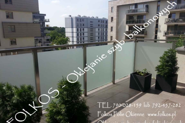 Ogłoszenie - Oklejamy balkony na Wilanowie- Folia matowa , prywatyzująca na szklane balustrady balkonowe Warszawa TEL.790-028-159. Zdjęcie 4