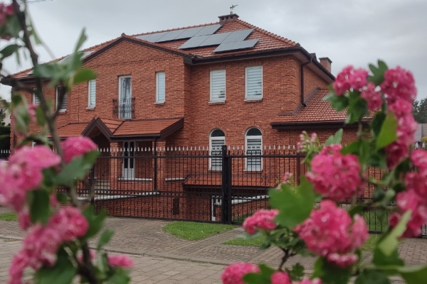 Ogłoszenie - Sprzedam dom gotowy do zamieszkania 440m2 Kozienice. Zdjęcie 2