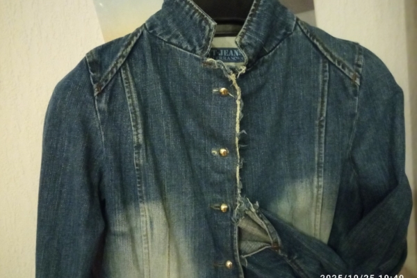 Ogłoszenie - Stylowa marynarka z grubego dżinsu. Zdjęcie 8