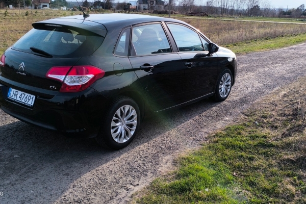 Ogłoszenie - Sprzedam Citroena C4 II 2012 rok 1.4 benzyna. Zdjęcie 8