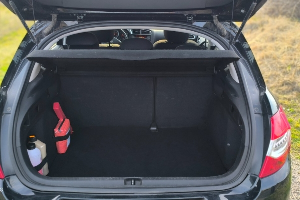 Ogłoszenie - Sprzedam Citroena C4 II 2012 rok 1.4 benzyna. Zdjęcie 5