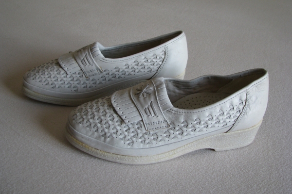 Ogłoszenie - Wygodne buty damskie, rozm. 37,5 skóra naturalna, tęgość H. Zdjęcie 4