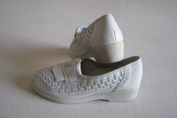 Ogłoszenie - Wygodne buty damskie, rozm. 37,5 skóra naturalna, tęgość H. Zdjęcie 2