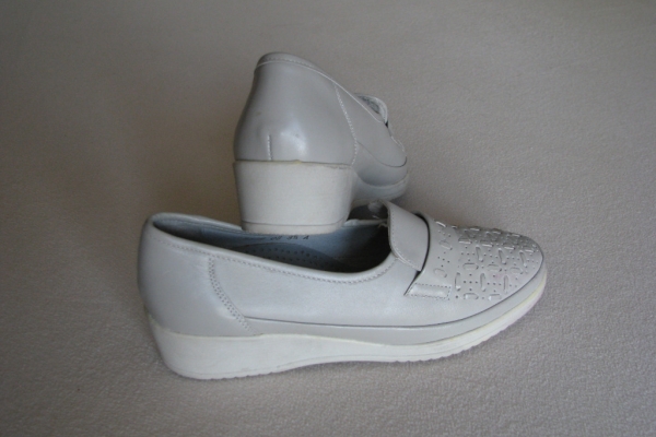 Ogłoszenie - Wygodne buty damskie, rozm. 38 skóra naturalna. Zdjęcie 2