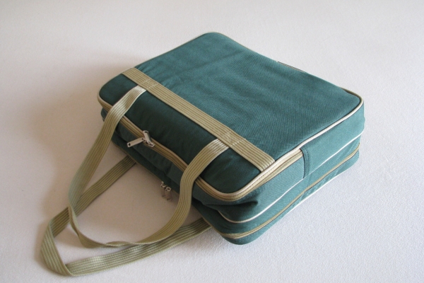 Ogłoszenie - Zestaw grillowo - piknikowy z wyposażeniem + grill przenośny. Zdjęcie 7