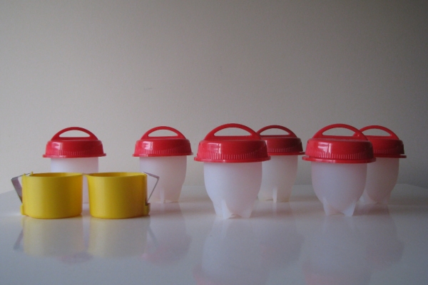 Ogłoszenie - Otwieracz, rozbijak do jajek, silikonowe kubki, forma do gotowania jajek. Zdjęcie 2