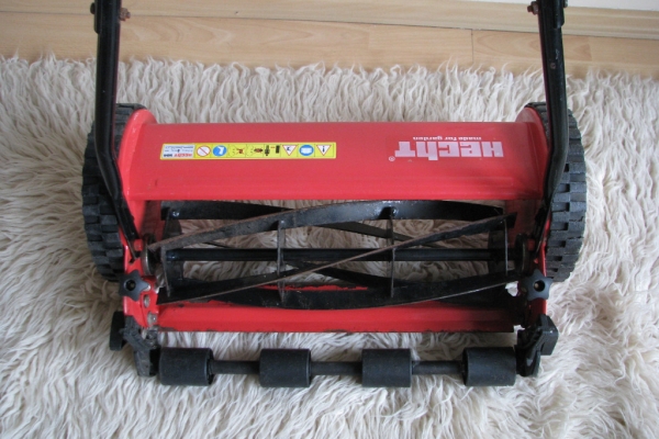 Ogłoszenie - Kosiarka ręczna wrzecionowa Hecht. Zdjęcie 2