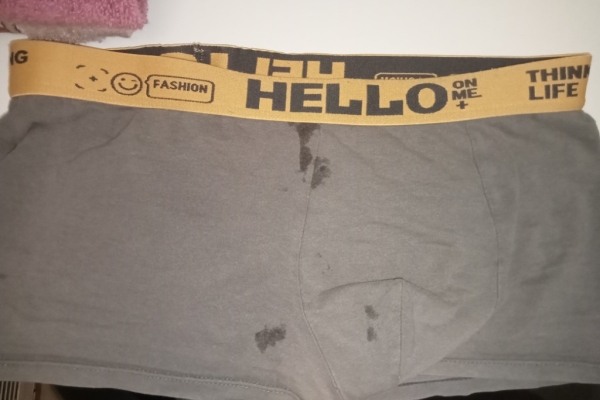 Ogłoszenie - Sprzedam bokserki obspermione i osikanei skarpetki. Zdjęcie 1