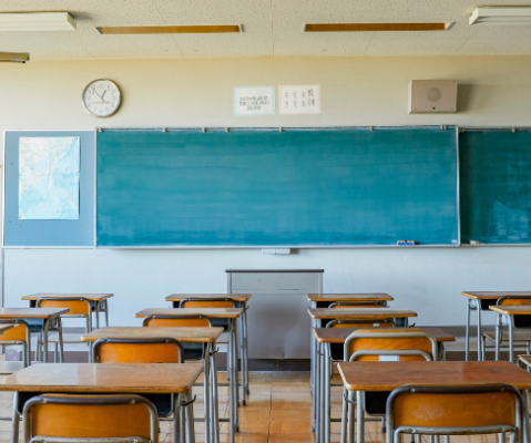 Ogłoszenie - Sprzątanie  w szkołach – EKOBRIS dba o zdrowie i bezpieczeństwo uczniów w Warszawie.. Zdjęcie 4