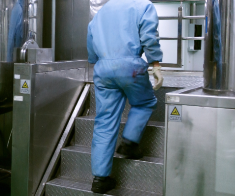 Ogłoszenie - Perfekcja w sprzątaniu zakładów produkcyjnych – EKOBRIS na straży czystości!. Zdjęcie 4