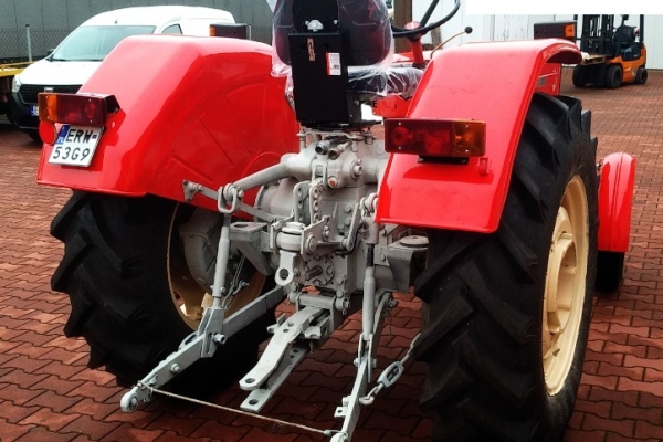 Ogłoszenie - Ciągnik Ursus C-360 1985 Silnik Ursus 4 cylindry Odnowiony Zarejestrowany. Zdjęcie 4