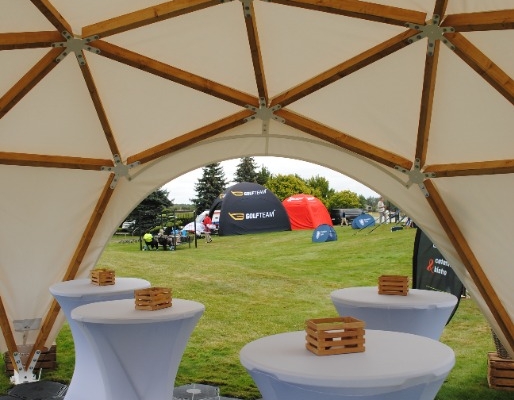 Ogłoszenie - Tymczasowa podłoga eventowa - festiwale i wydarzenia plenerowe. Zdjęcie 2