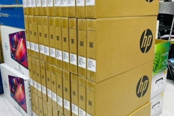 Ogłoszenie - Laptopy, komputery stacjonarne, iPady, tablety, telefony, drony, karty graficzne, gry i konsole  Szczegóły produktów i z. Zdjęcie 1