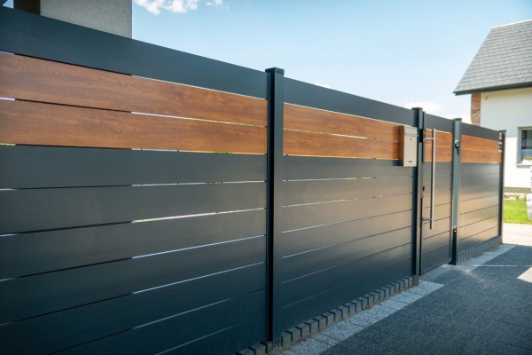 Ogłoszenie - Ogrodzenia aluminiowe - nowoczesne płoty systemowe - Płotbud. Zdjęcie 1