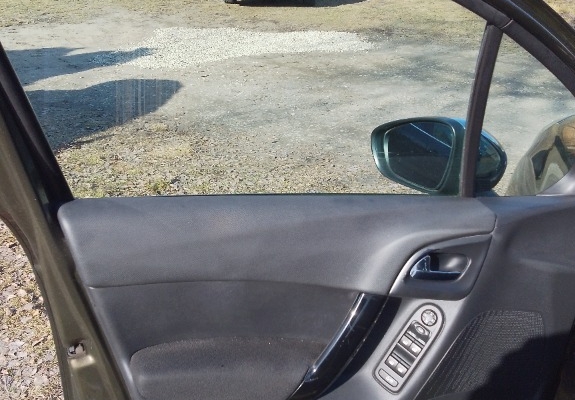 Ogłoszenie - Sprzedam auto Citroen C3, 2012r. 118000tys. Zdjęcie 7