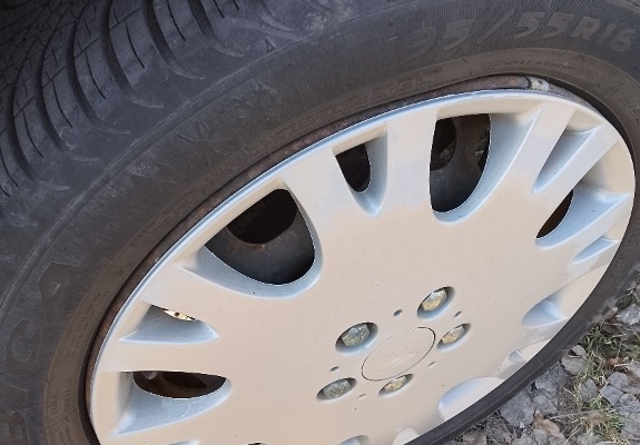 Ogłoszenie - Sprzedam auto Citroen C3, 2012r. 118000tys. Zdjęcie 3