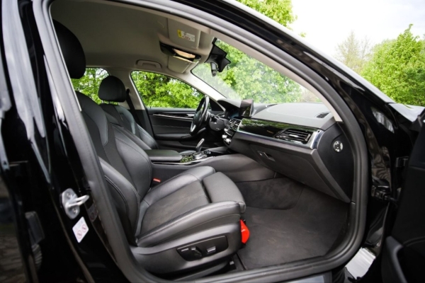 Ogłoszenie - Bmw 518d salon Polska , gwarancja. Zdjęcie 9