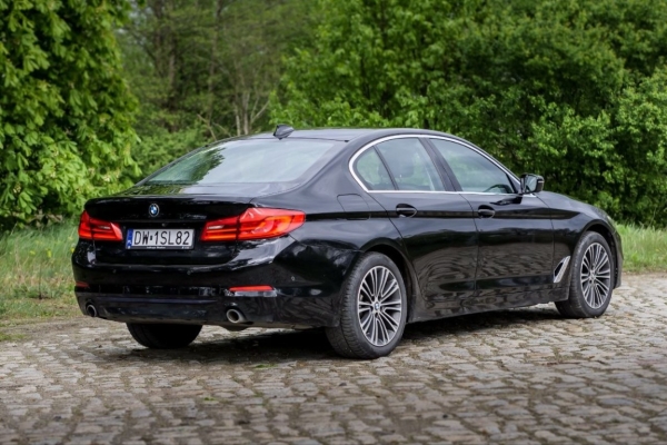 Ogłoszenie - Bmw 518d salon Polska , gwarancja. Zdjęcie 4