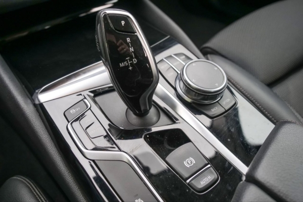 Ogłoszenie - Bmw 518d salon Polska , gwarancja. Zdjęcie 6