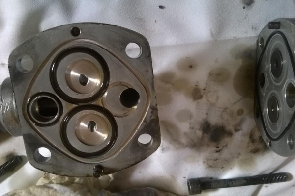 Ogłoszenie - Naprawa regeneracja pomp wspomagania bizon rekord. Zdjęcie 2