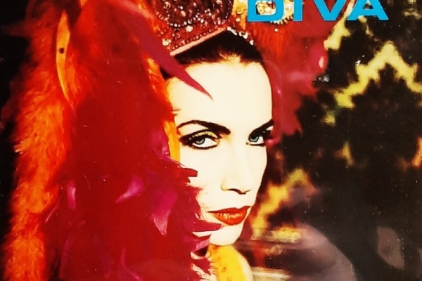 Ogłoszenie - CD Nowa- Polecam Wspaniały Album CD ENYA - Album Amaran time. Zdjęcie 8