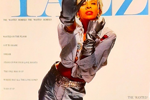 Ogłoszenie - CD Nowa- Polecam Wspaniały Album MUTYA BUENA --Album Real Life. Zdjęcie 4