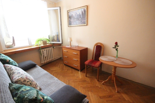 Ogłoszenie - 3pok, 47met, okolice Wszystkich Świętych LOGGIA/PIWNICA (Wrocław). Zdjęcie 3