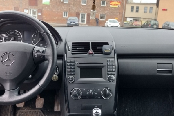 Ogłoszenie - Mercedes-Benz Klasa A160 BlueEfficiency 2010. Zdjęcie 2