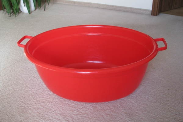 Ogłoszenie - Duża miska, wanienka owalna 74 cm / 60 litrów na pranie miednica basenik balia czerwona. Zdjęcie 1