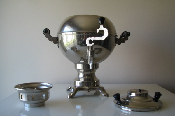 Ogłoszenie - Piękny, stary radziecki samowar o kulistym kształcie z kablem zasilającym. Zdjęcie 7