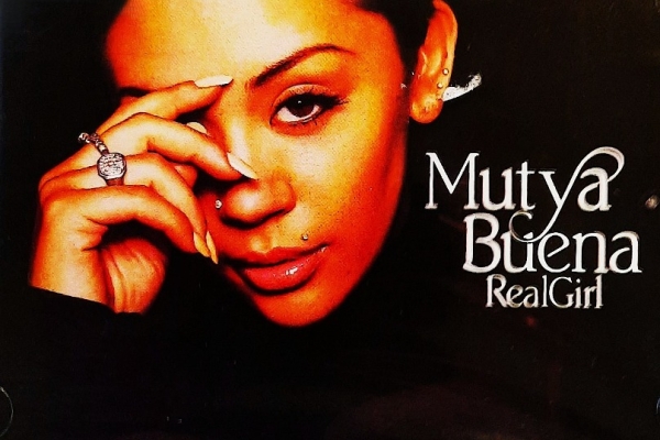 Ogłoszenie - CD Nowa- Polecam Wspaniały Album MUTYA BUENA --Album Real Life. Zdjęcie 1